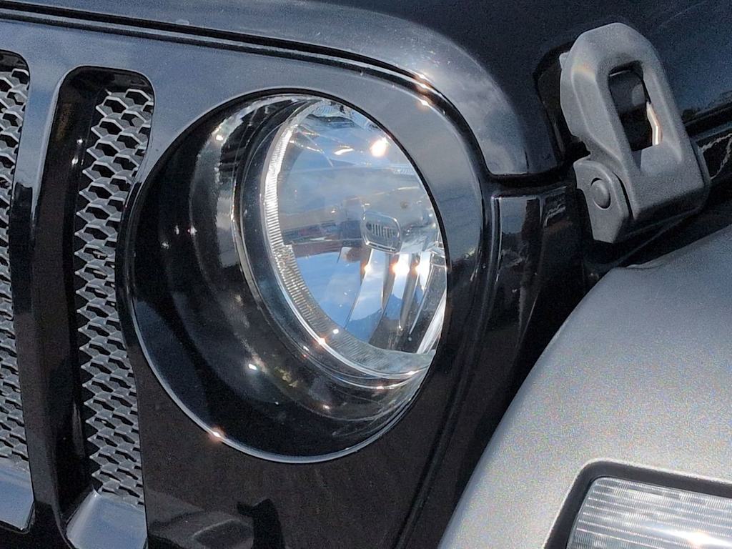 Thumbnail: 2020 Jeep Wrangler - 13
