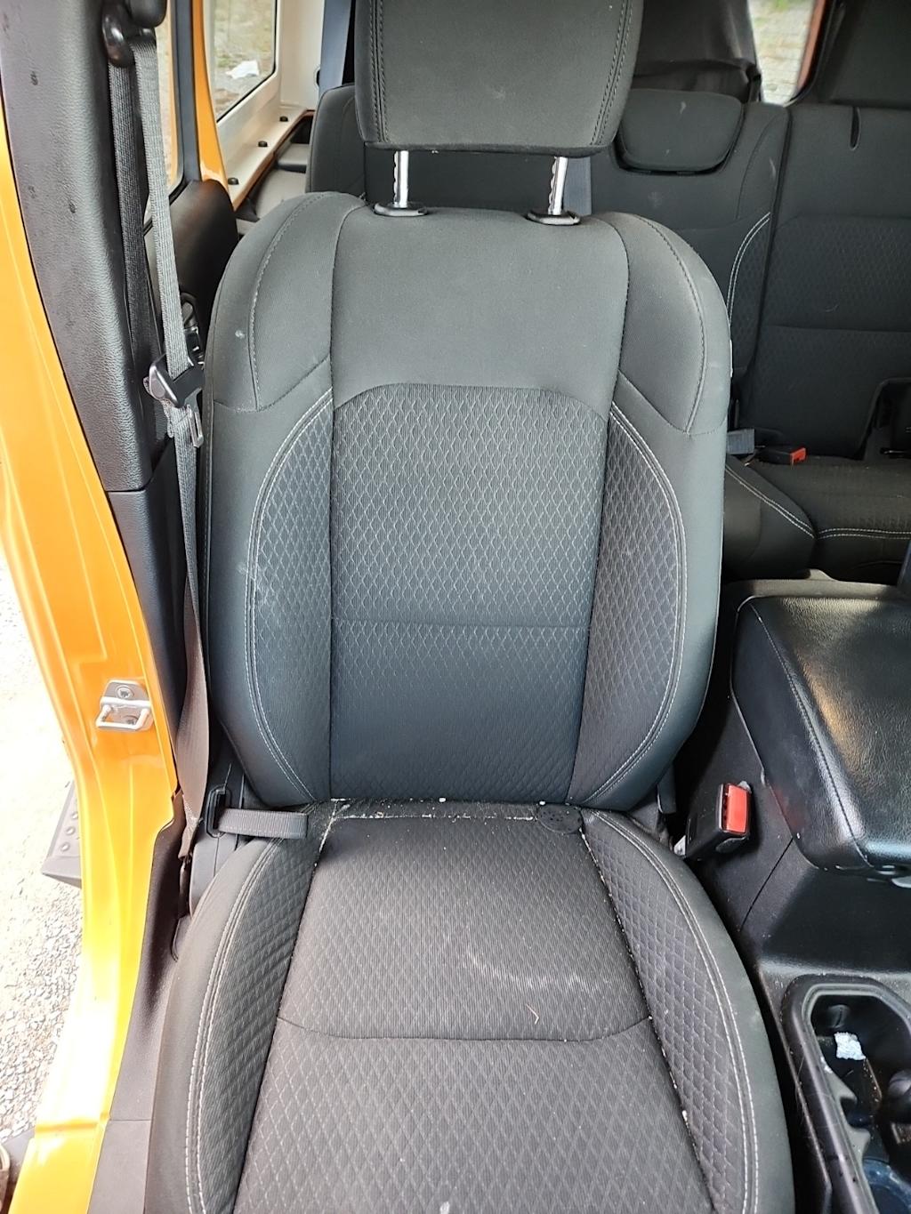 Thumbnail: 2021 Jeep Wrangler - 19