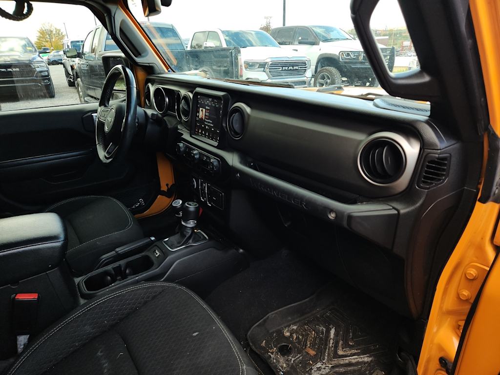 Thumbnail: 2021 Jeep Wrangler - 11
