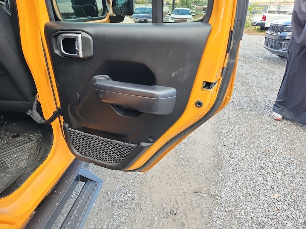 Thumbnail: 2021 Jeep Wrangler - 24