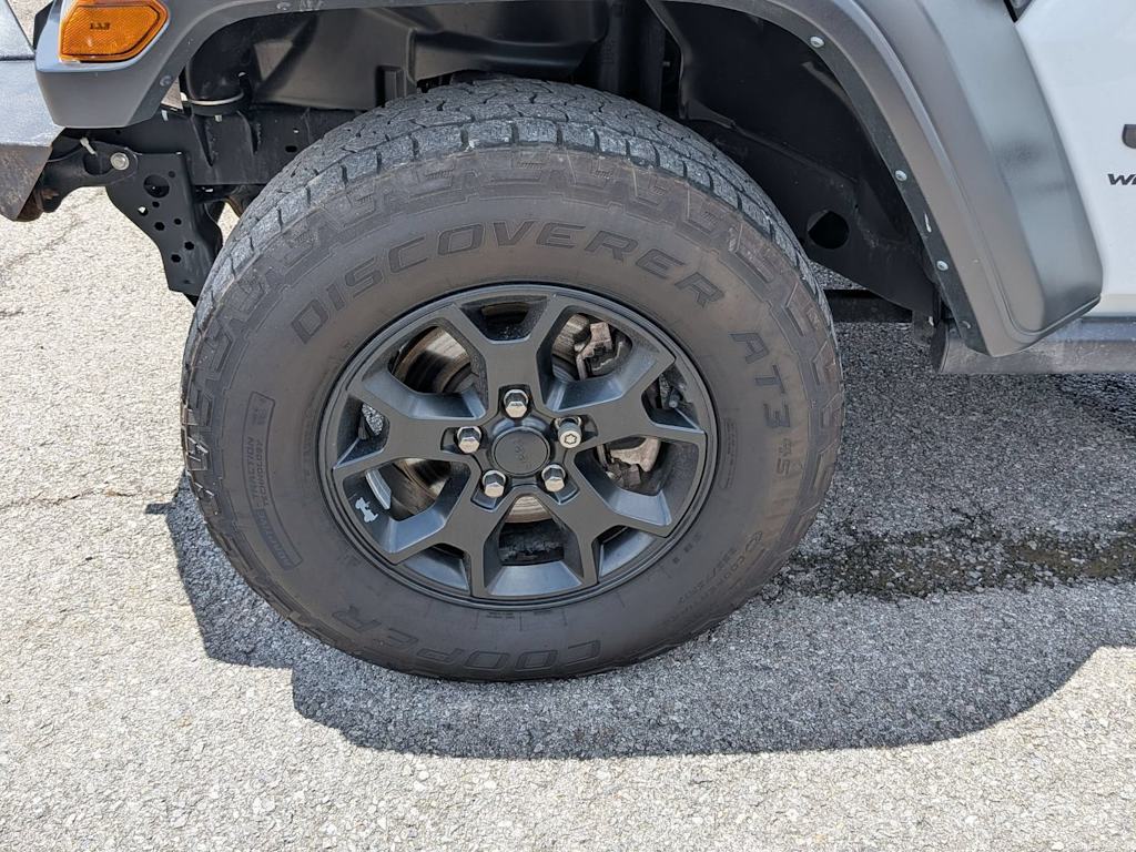 Thumbnail: 2023 Jeep Wrangler - 22