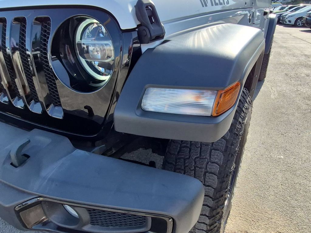Thumbnail: 2021 Jeep Wrangler - 21
