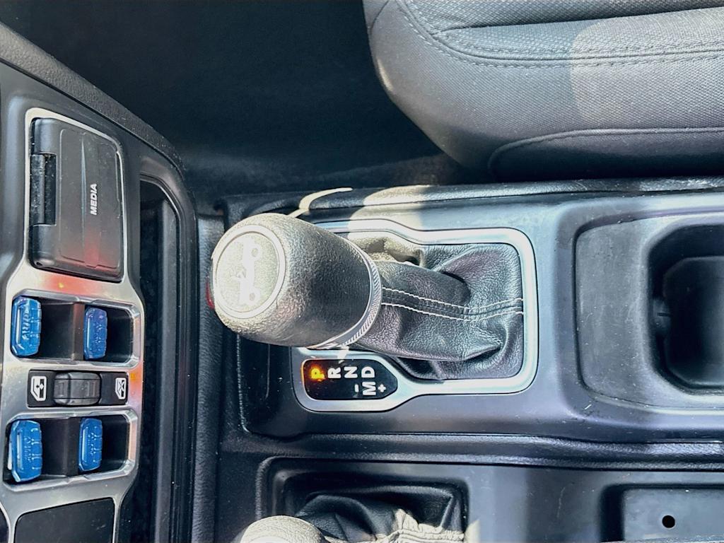 Thumbnail: 2019 Jeep Wrangler - 16