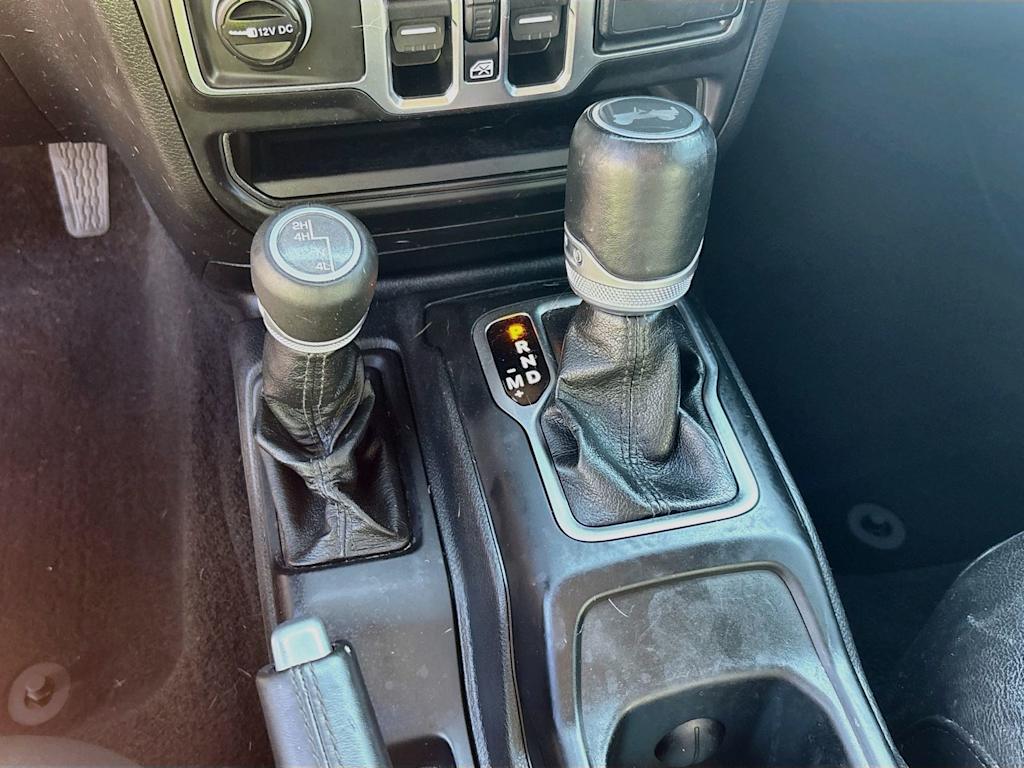 Thumbnail: 2021 Jeep Wrangler - 16