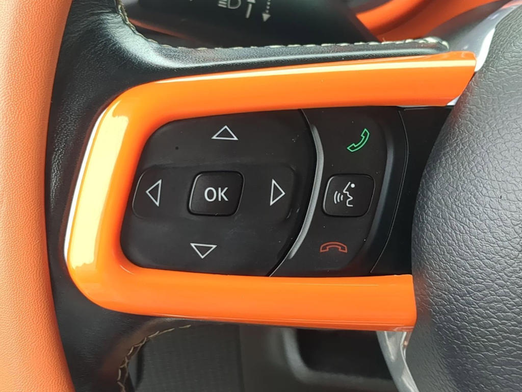 Thumbnail: 2019 Jeep Wrangler - 30