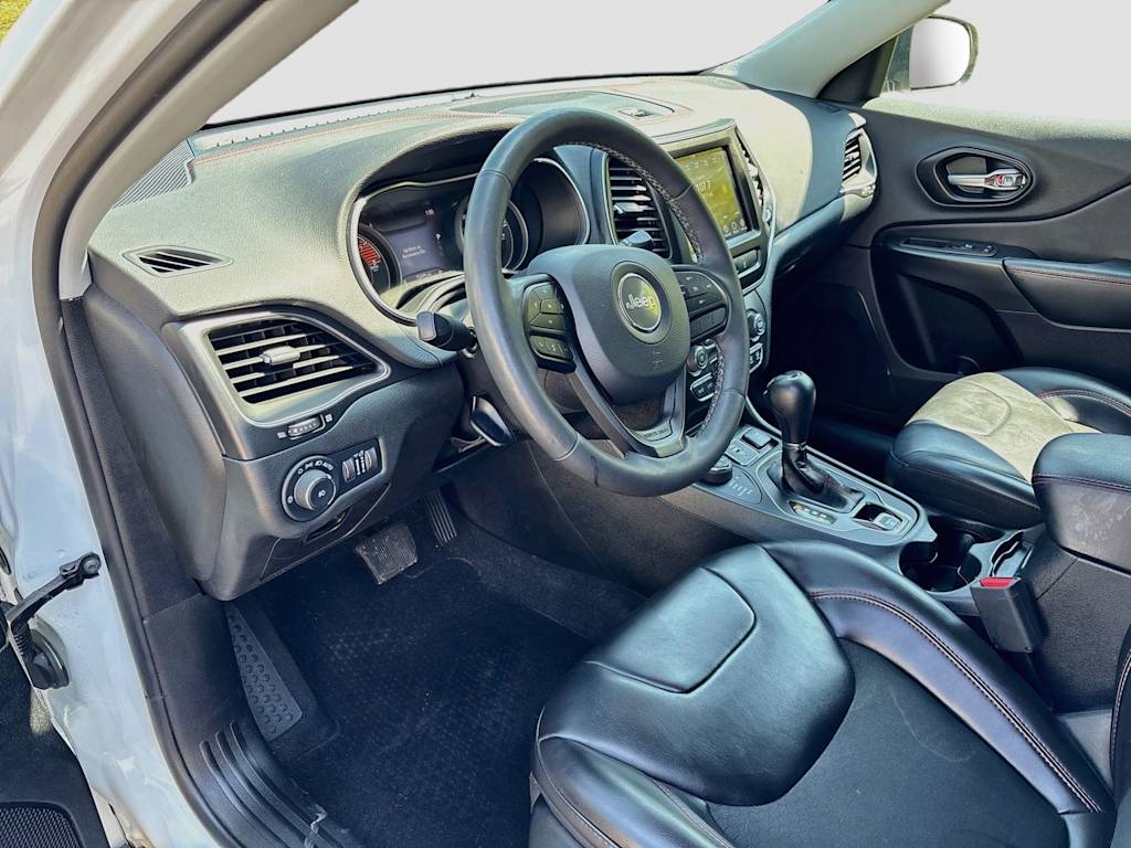 Thumbnail: 2022 Jeep Cherokee - 2