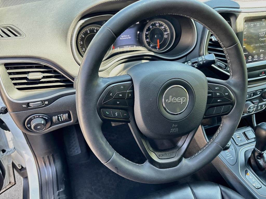 Thumbnail: 2022 Jeep Cherokee - 8