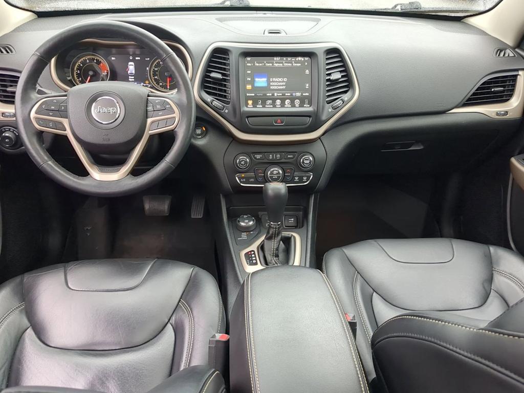 Thumbnail: 2017 Jeep Cherokee - 9