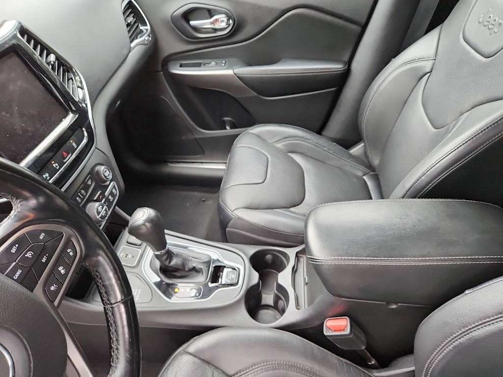 Thumbnail: 2021 Jeep Cherokee - 8