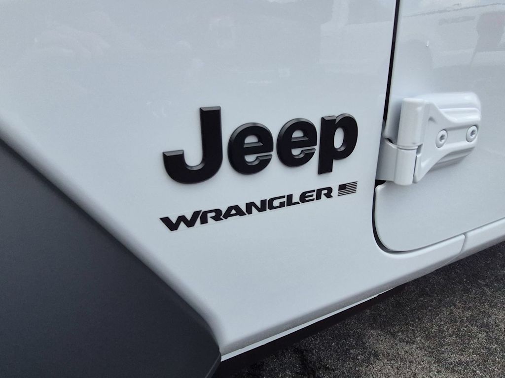 Thumbnail: 2026 Jeep Wrangler - 7