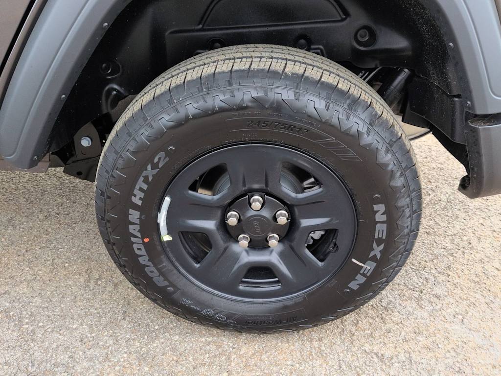 Thumbnail: 2026 Jeep Wrangler - 8