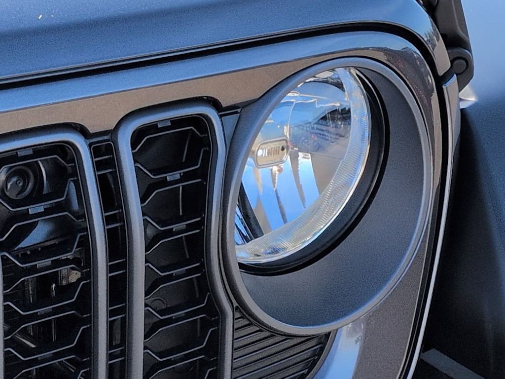 Thumbnail: 2026 Jeep Wrangler - 14