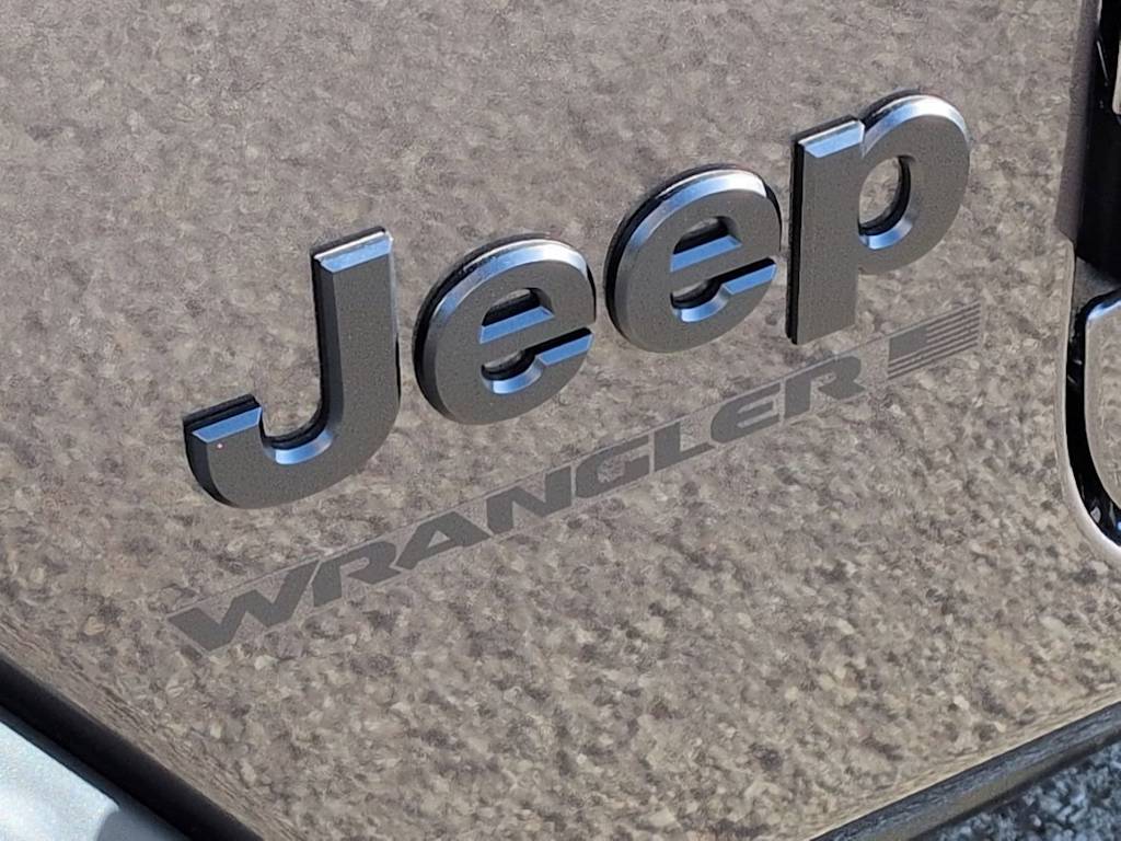 Thumbnail: 2026 Jeep Wrangler - 15