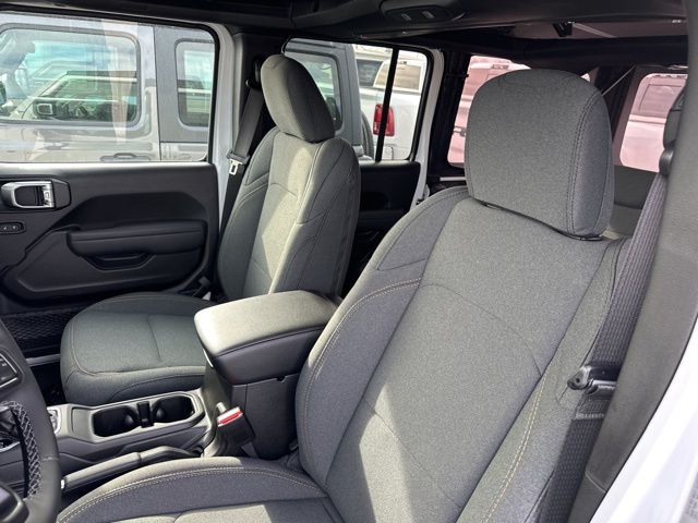 Thumbnail: 2026 Jeep Wrangler - 9