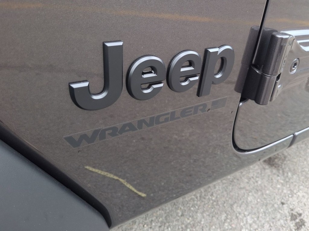 Thumbnail: 2026 Jeep Wrangler - 7