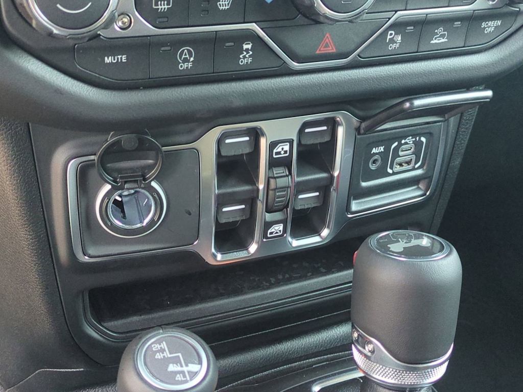 Thumbnail: 2026 Jeep Wrangler - 37