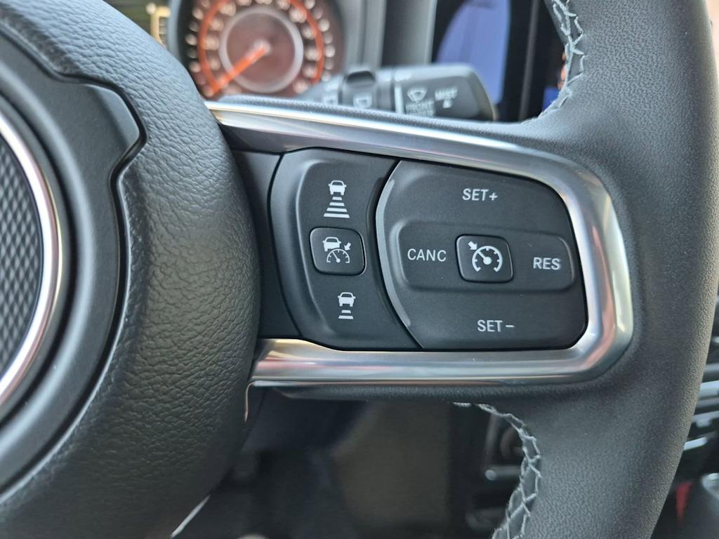 Thumbnail: 2026 Jeep Wrangler - 31
