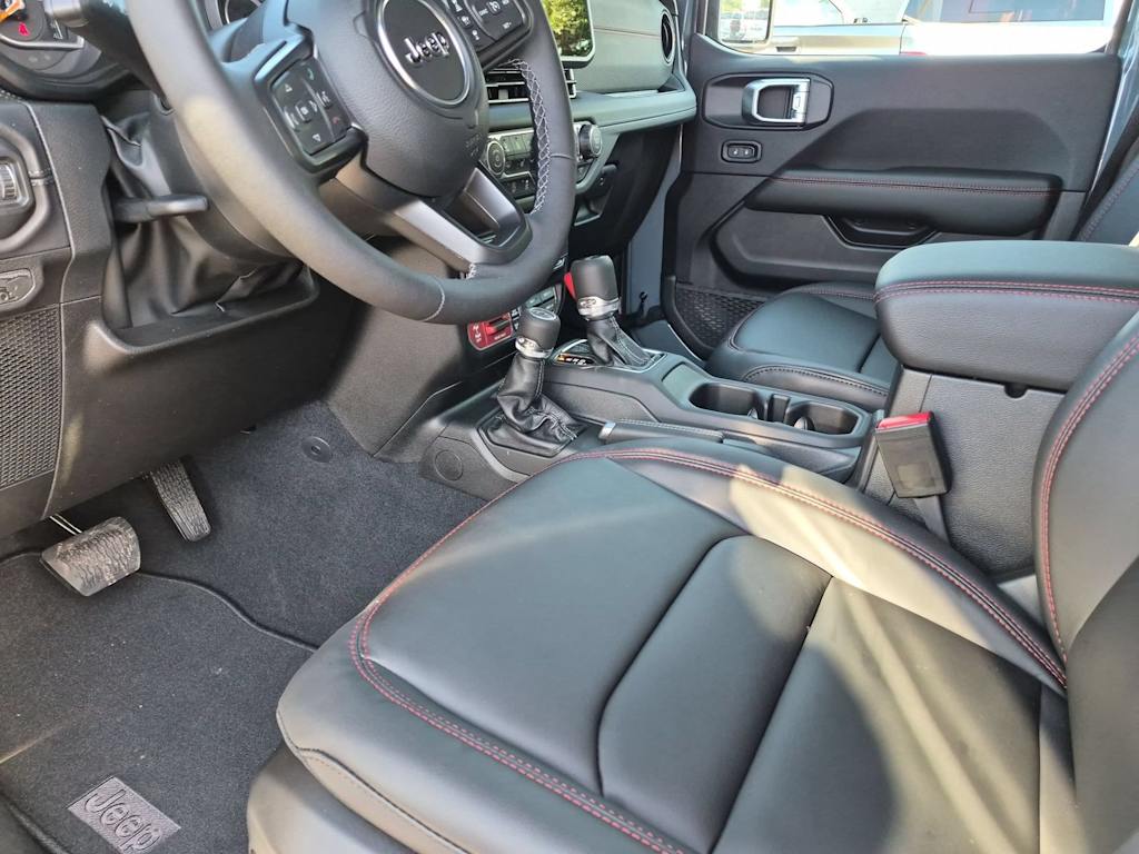 Thumbnail: 2026 Jeep Wrangler - 2