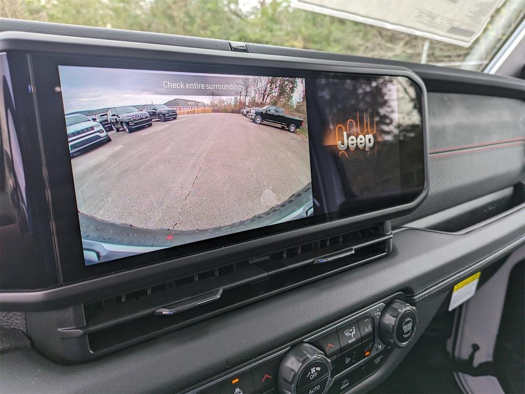 Thumbnail: 2025 Jeep Wrangler - 33