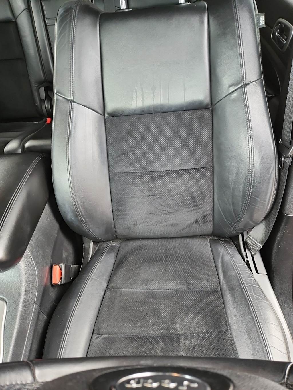 Thumbnail: 2018 Jeep Grand Cherokee - 8