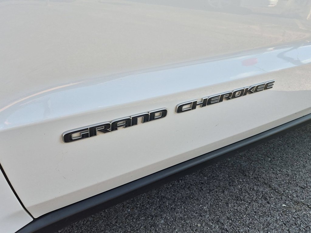 Thumbnail: 2020 Jeep Grand Cherokee - 7