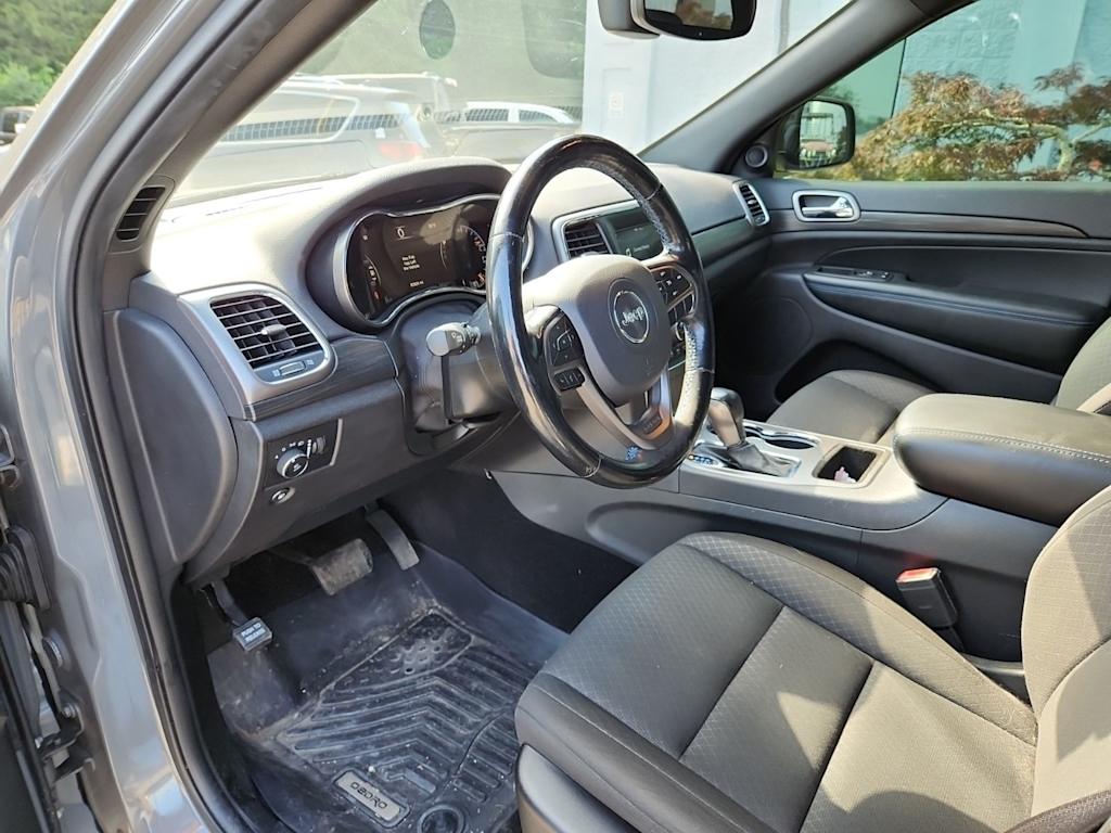 Thumbnail: 2020 Jeep Grand Cherokee - 7