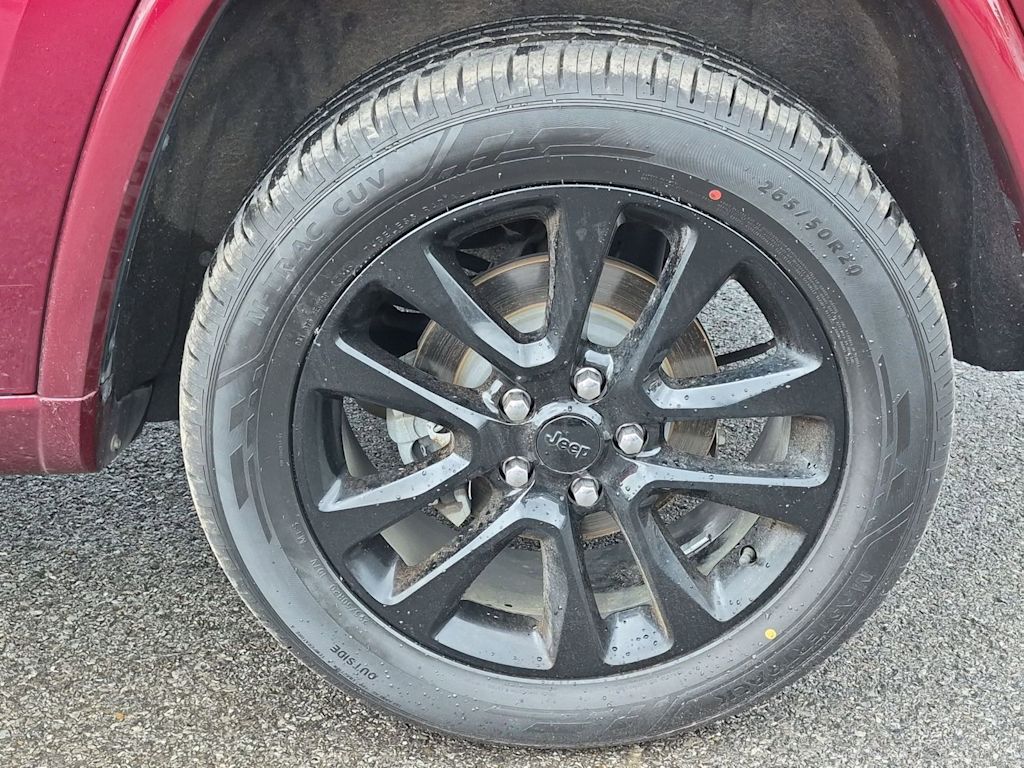 Thumbnail: 2019 Jeep Grand Cherokee - 8