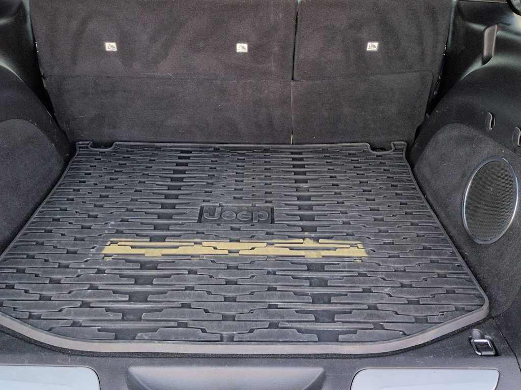 Thumbnail: 2019 Jeep Grand Cherokee - 14