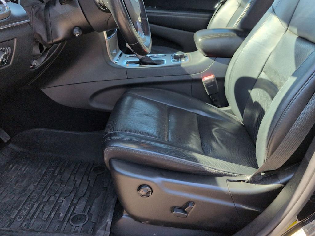 Thumbnail: 2019 Jeep Grand Cherokee - 21