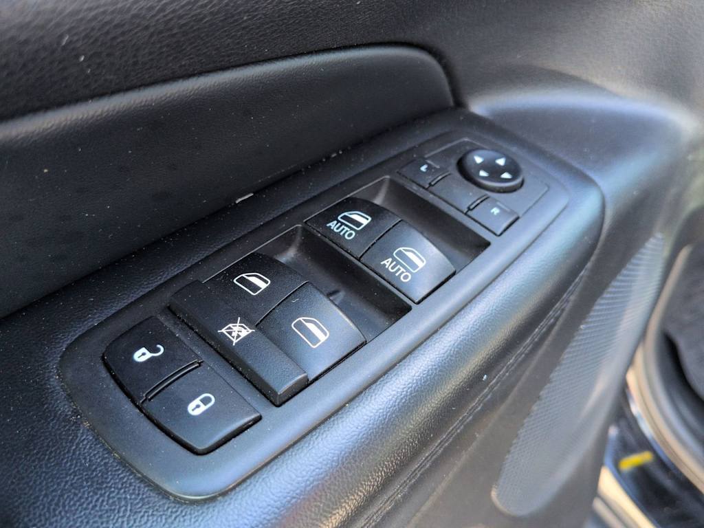 Thumbnail: 2019 Jeep Grand Cherokee - 22