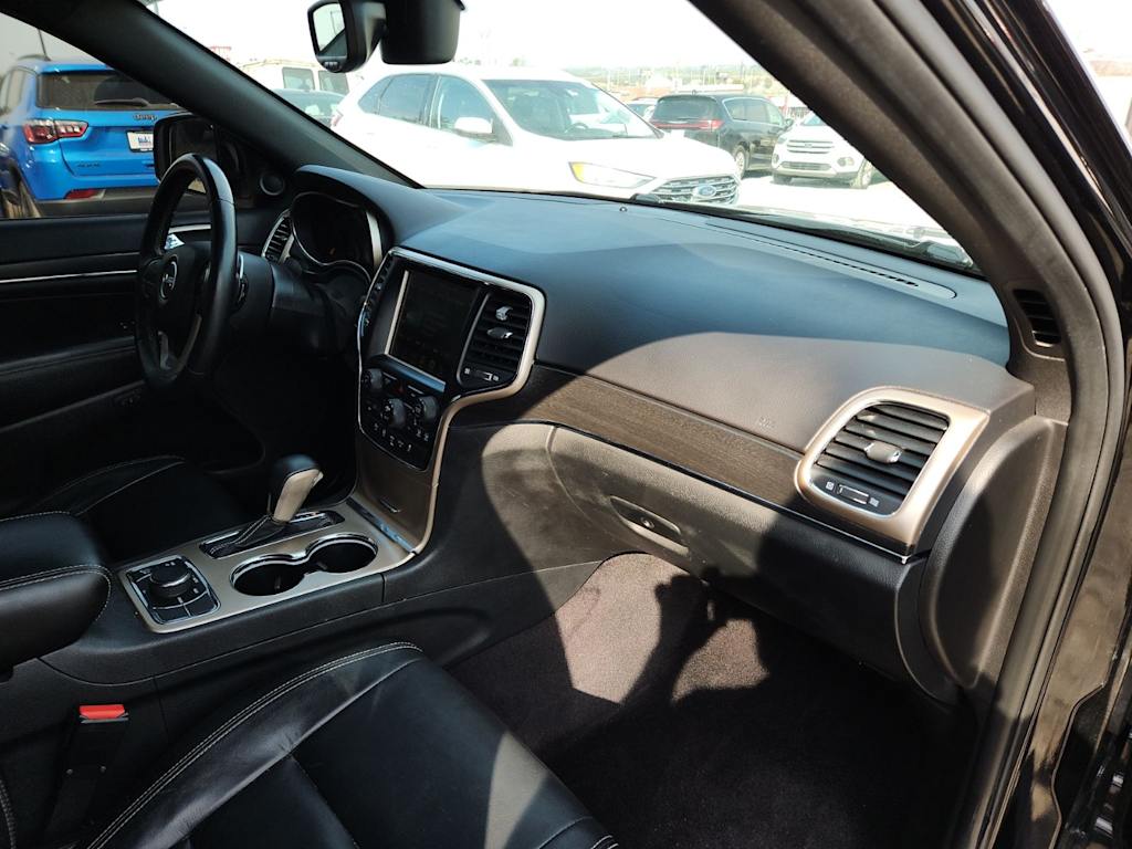 Thumbnail: 2017 Jeep Grand Cherokee - 11