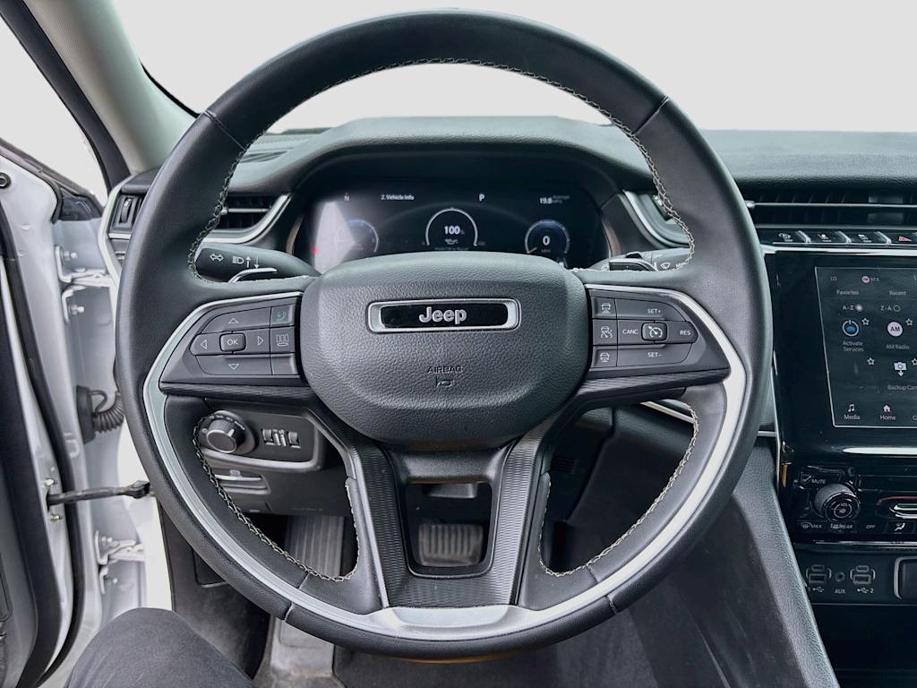 Thumbnail: 2024 Jeep Grand Cherokee - 9