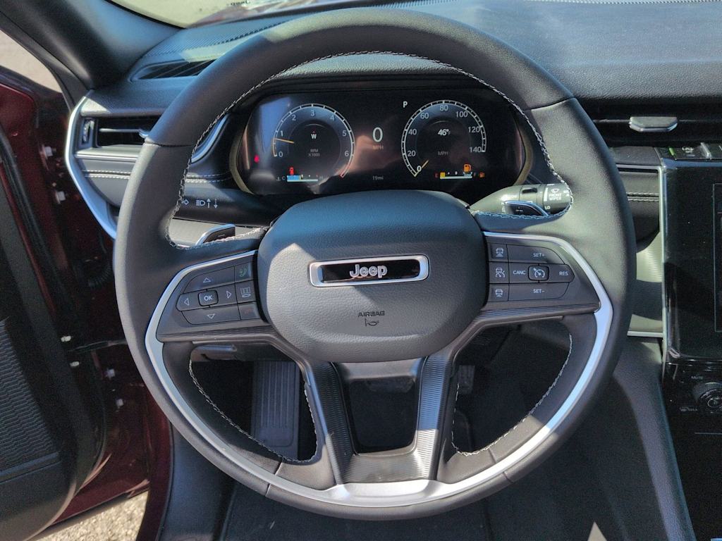 Thumbnail: 2026 Jeep Grand Cherokee - 11