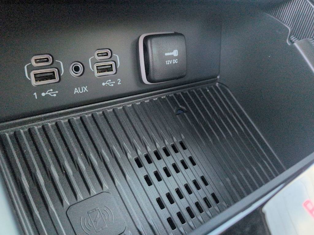 Thumbnail: 2026 Jeep Grand Cherokee - 15