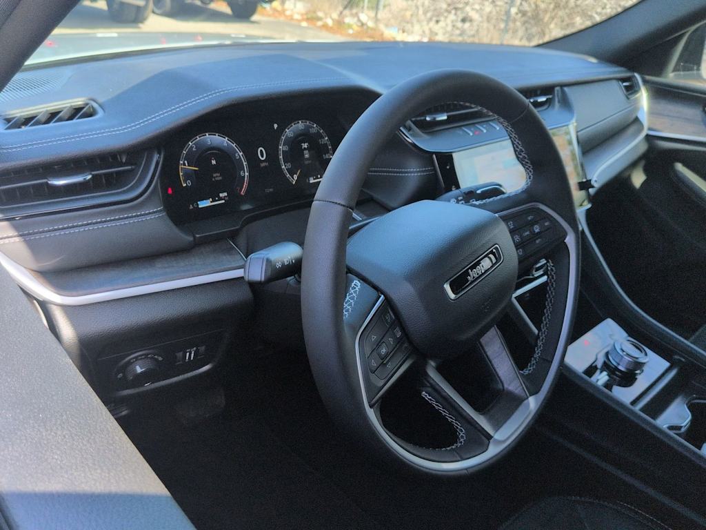 Thumbnail: 2026 Jeep Grand Cherokee - 2