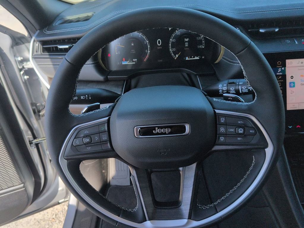 Thumbnail: 2026 Jeep Grand Cherokee - 13