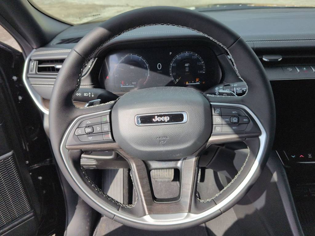 Thumbnail: 2026 Jeep Grand Cherokee - 12