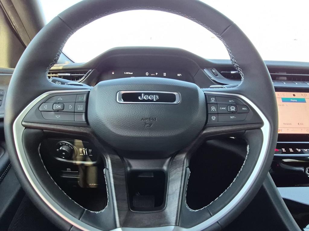 Thumbnail: 2026 Jeep Grand Cherokee - 10