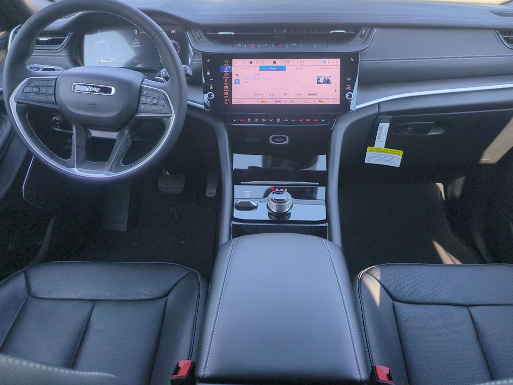 Thumbnail: 2026 Jeep Grand Cherokee - 9