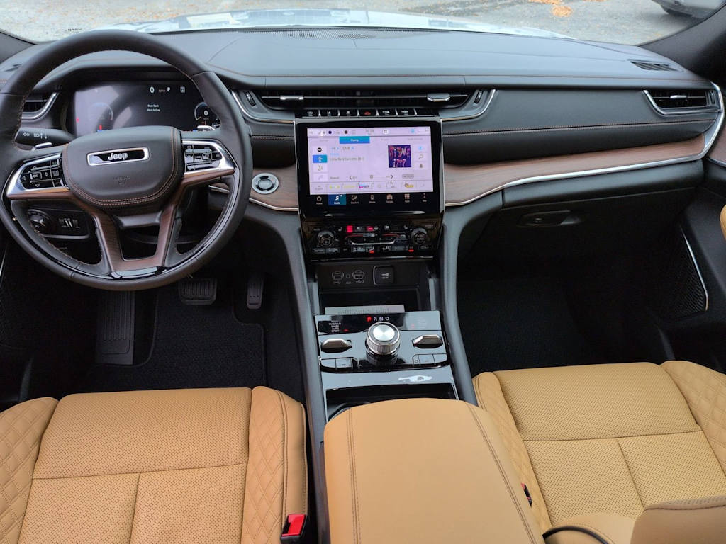 Thumbnail: 2025 Jeep Grand Cherokee - 9