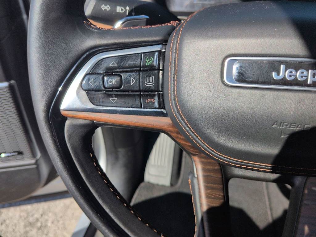 Thumbnail: 2024 Jeep Grand Cherokee - 23