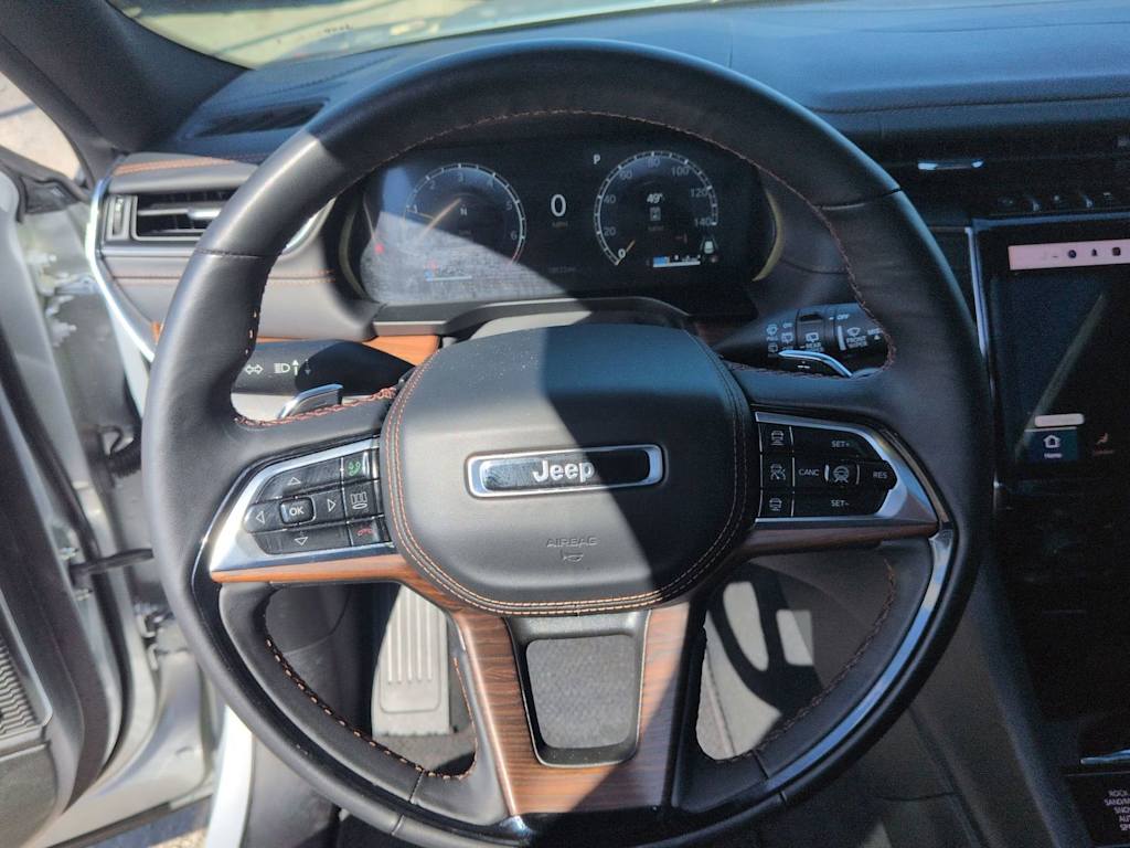 Thumbnail: 2024 Jeep Grand Cherokee - 12