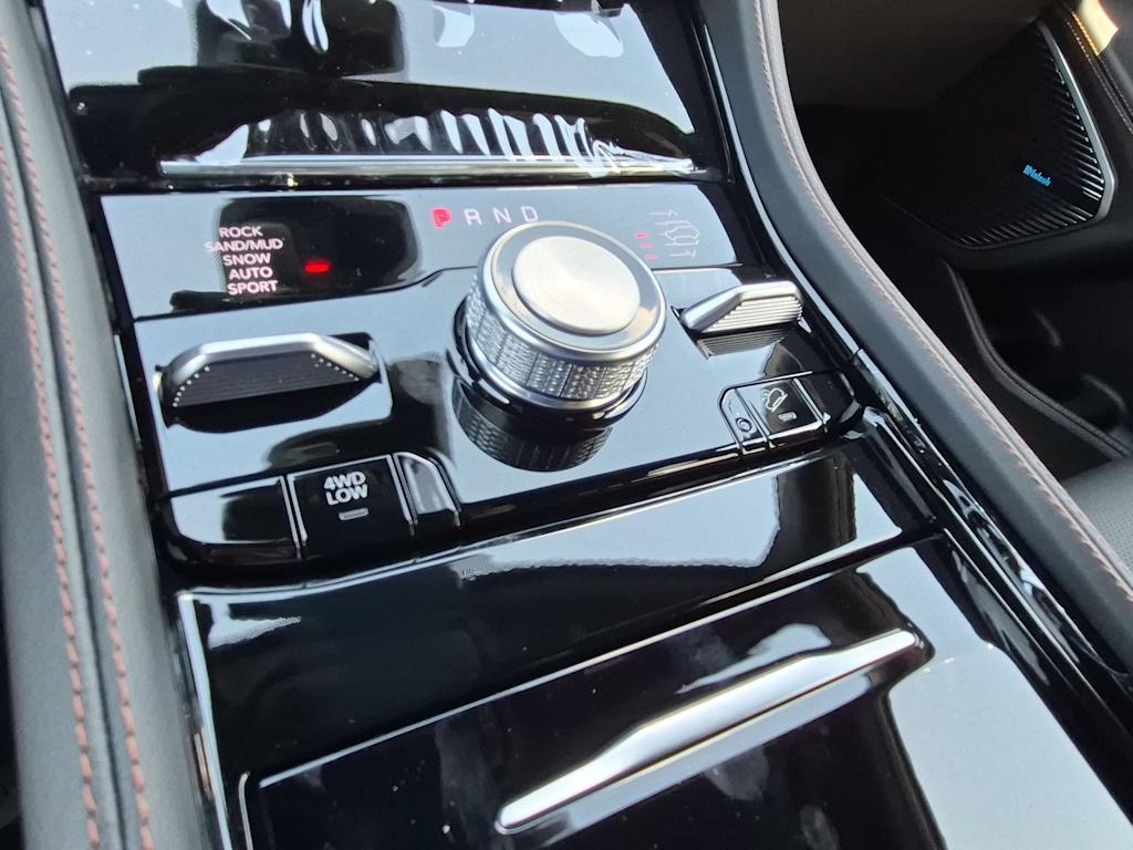 Thumbnail: 2026 Jeep Grand Cherokee - 36