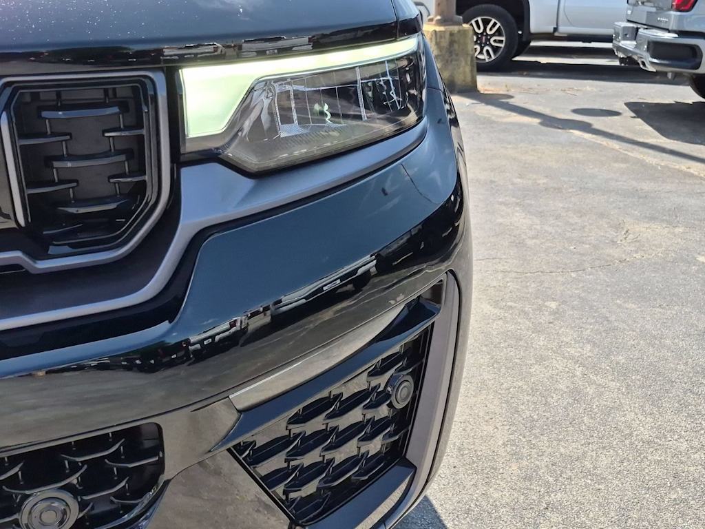 Thumbnail: 2026 Jeep Grand Cherokee - 23