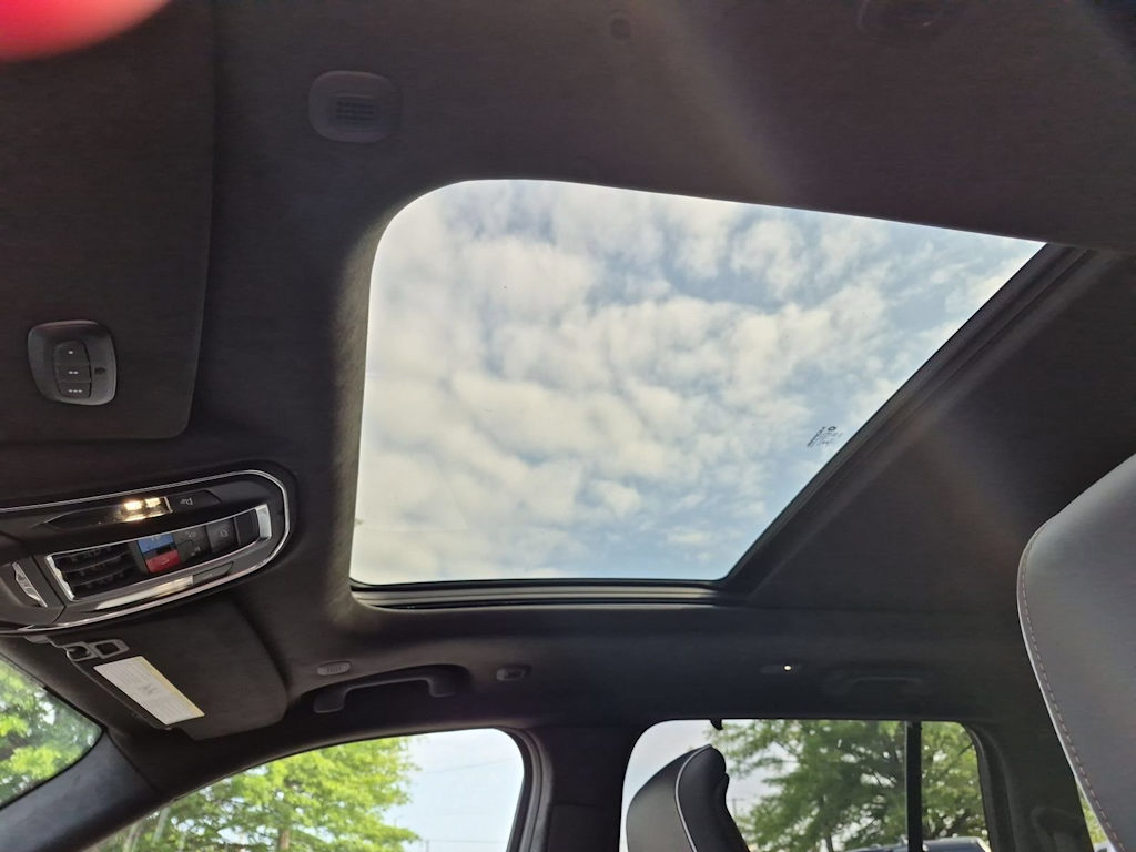 Thumbnail: 2026 Jeep Grand Cherokee - 25