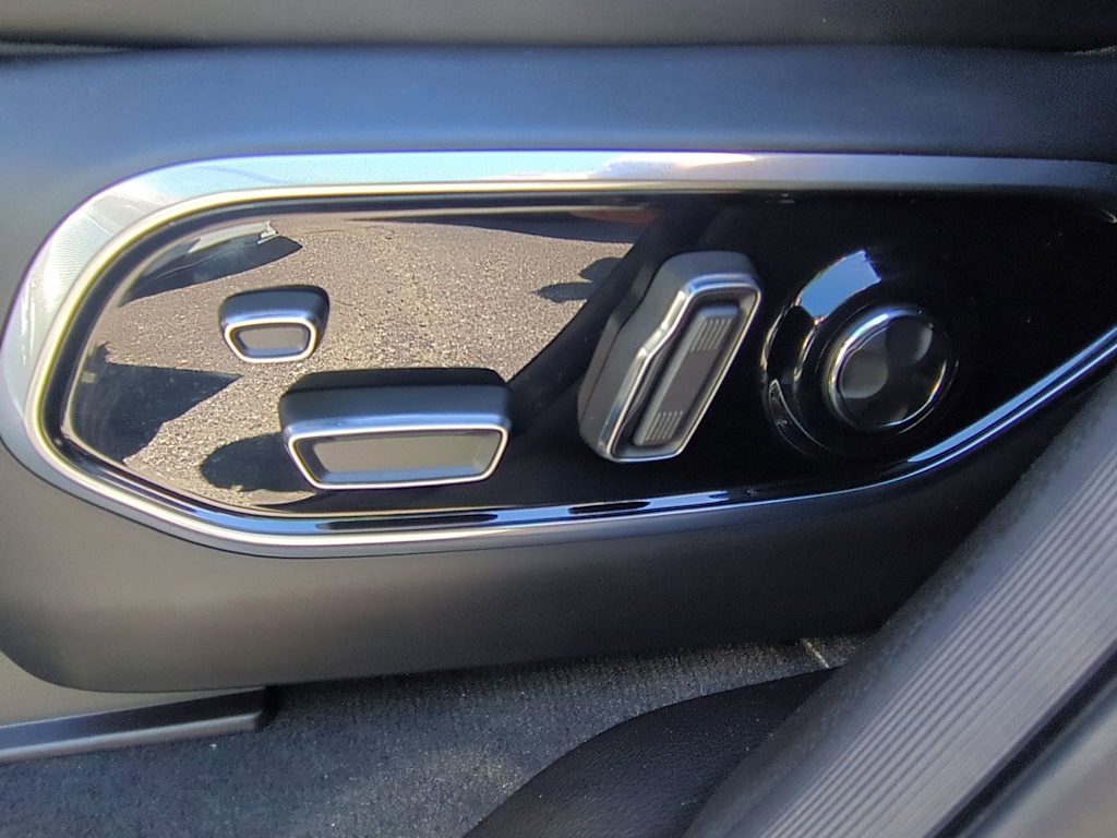 Thumbnail: 2026 Jeep Grand Cherokee - 25