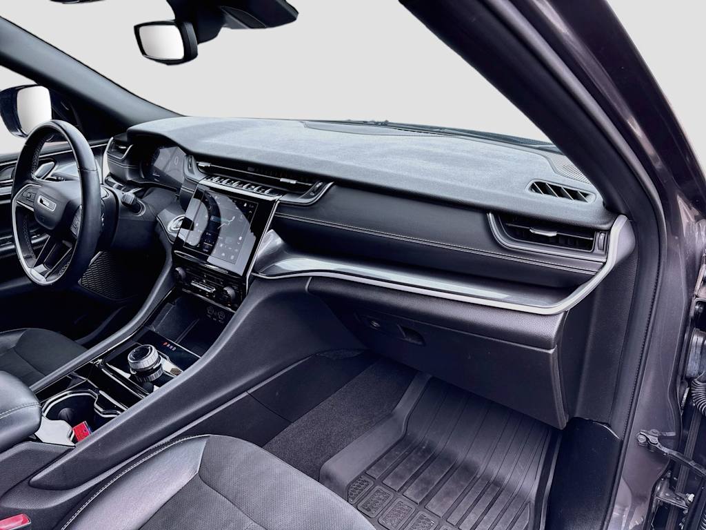 Thumbnail: 2021 Jeep Grand Cherokee L - 33