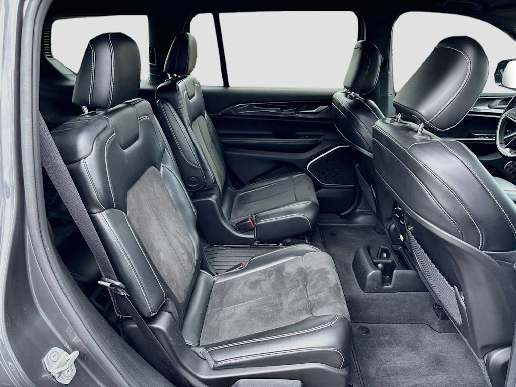 Thumbnail: 2021 Jeep Grand Cherokee L - 31