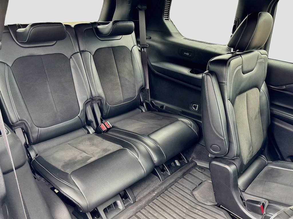 Thumbnail: 2021 Jeep Grand Cherokee L - 30