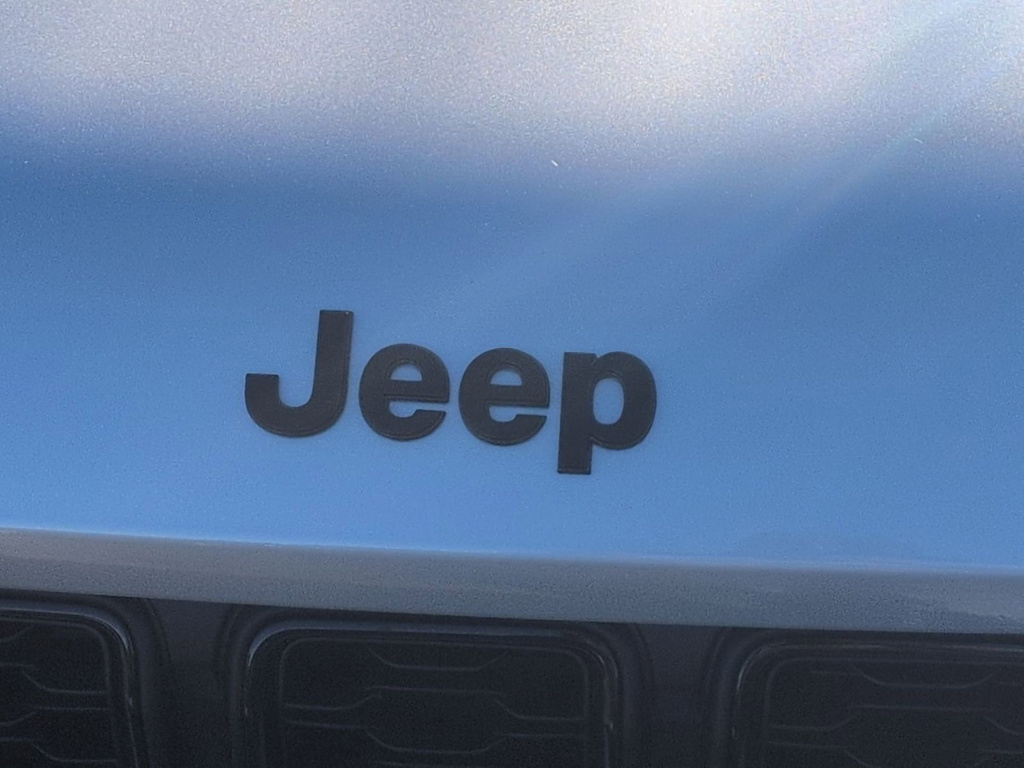 Thumbnail: 2025 Jeep Grand Cherokee L - 7